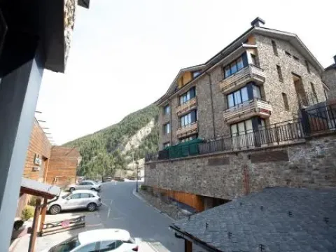 Apartaments La Serrera - Photo 1