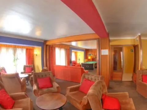 Hotel Univers - Photo 2