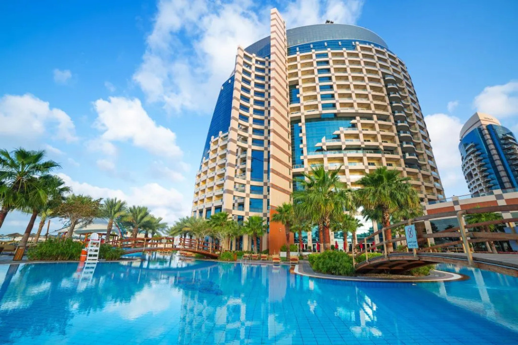 Отель Khalidiya Palace Rayhaan by Rotana  - Photo 1