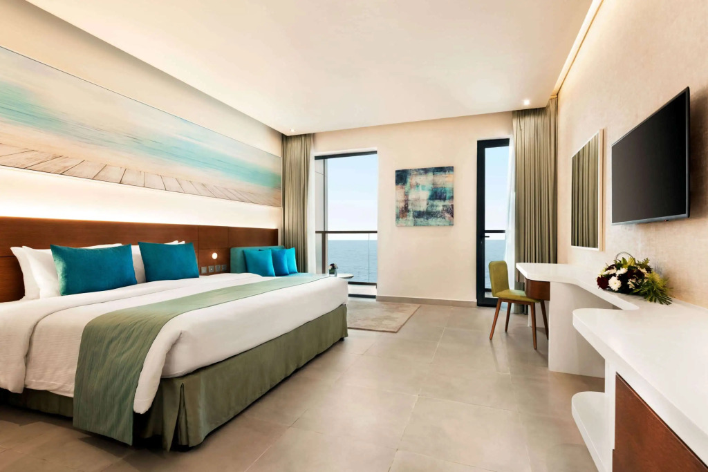 Wyndham Garden Ajman Corniche - Photo 2