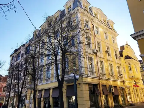 A16 Hostel - Photo 1