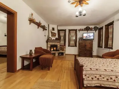 Family Hotel Adjev Han - Photo 3