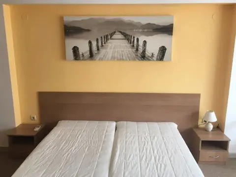 Afrodita II - Photo 1