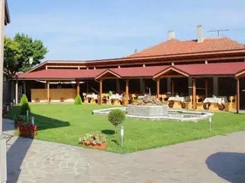 Akre Hotel Kavarna - Photo 3