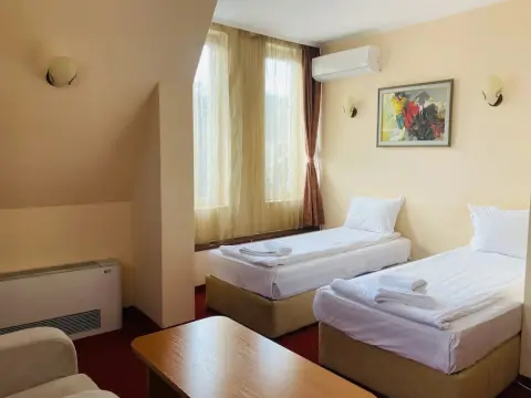 Alegro Hotel - Photo 3