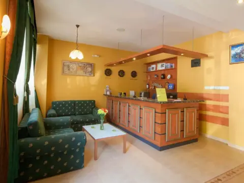 Alegro Hotel - Photo 2