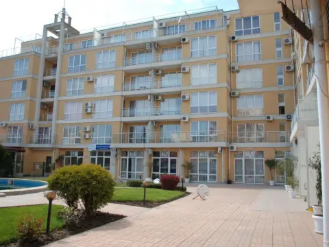 Apart Hotel Flores Park - Photo 1