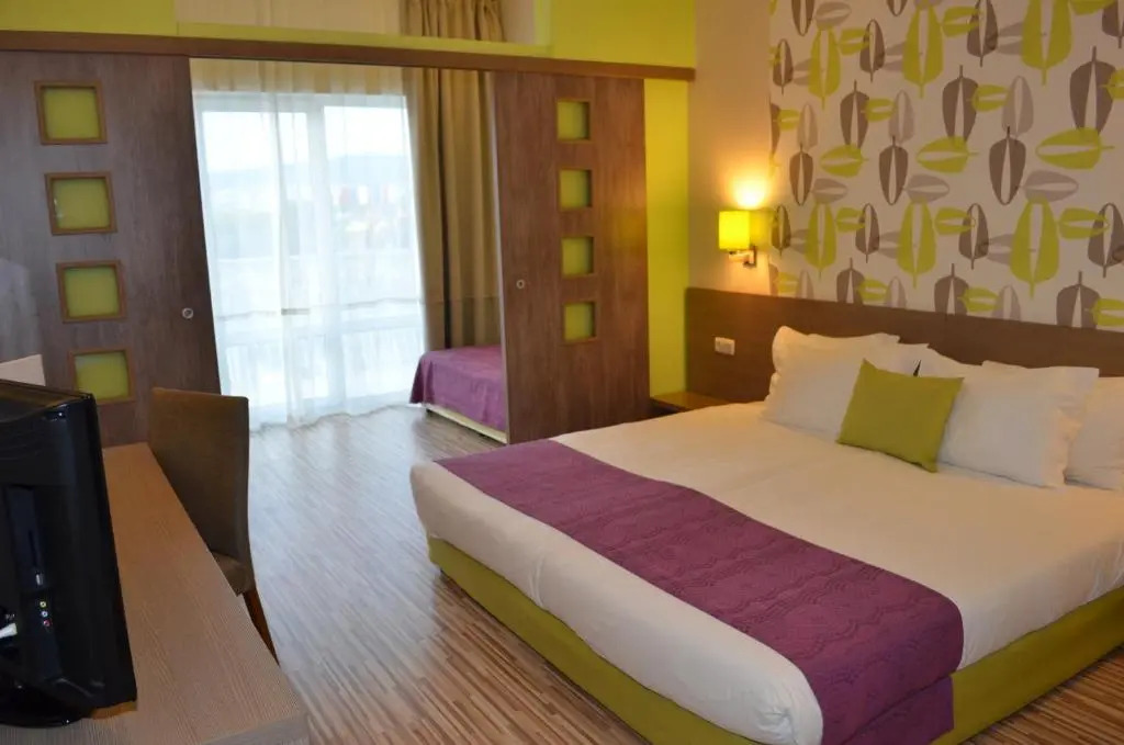Aqua Nevis Club Hotel - Photo 4