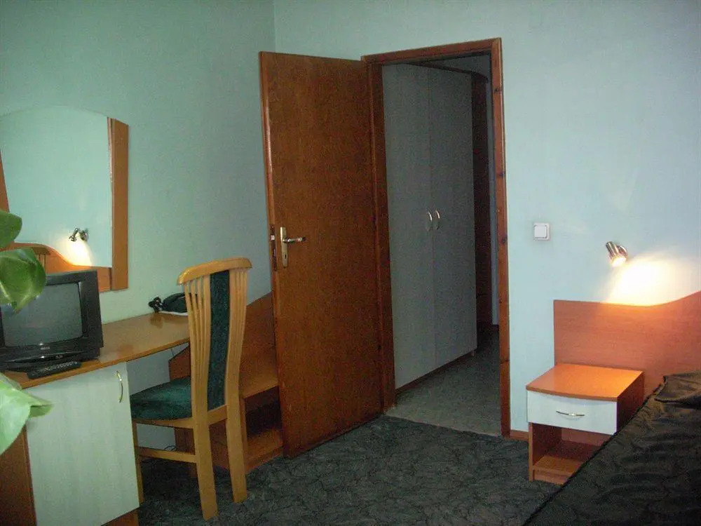 Hotel Elbrus - Photo 3