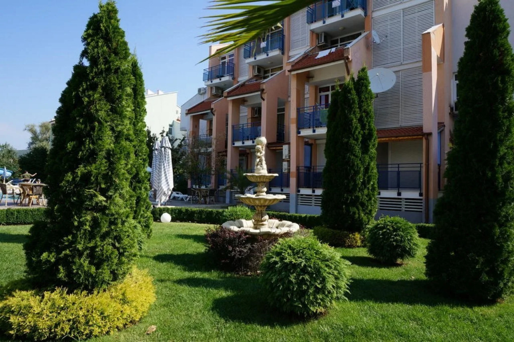 ELITE I APARTMENTS