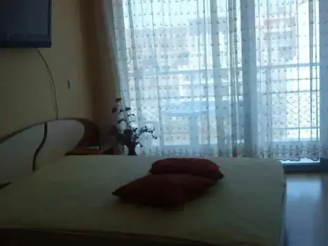 Elizabeth Apartments - Photo 2