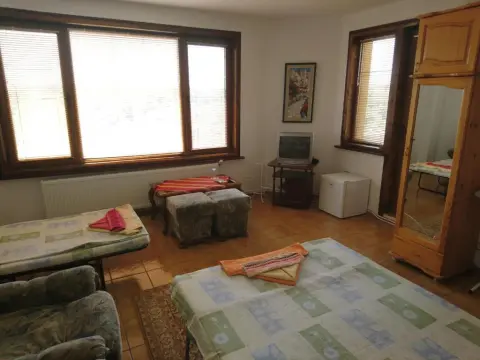 Guest House Nash Dom - Photo 2