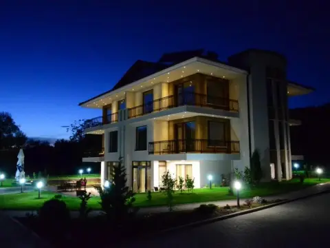 Guesthouse Green Fields - Photo 1