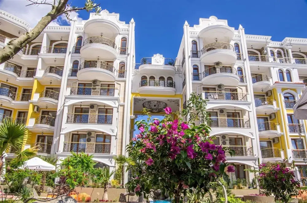 Harmony Suites Monte Carlo - Photo 1