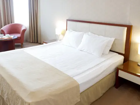 Hill Hotel - Photo 4