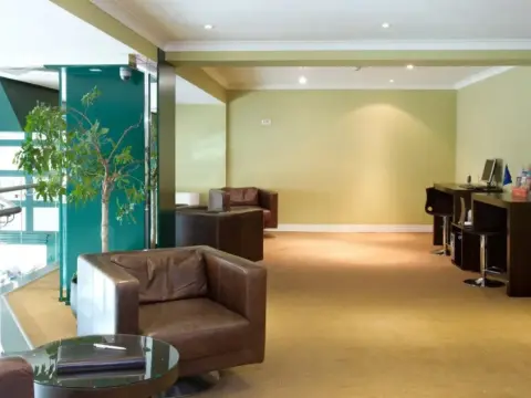 Hill Hotel - Photo 2