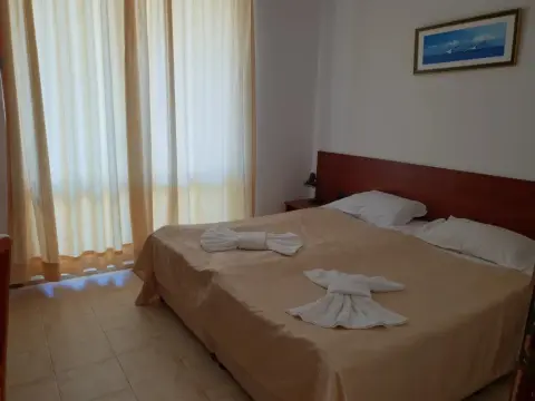 Hotel Delta - Photo 4