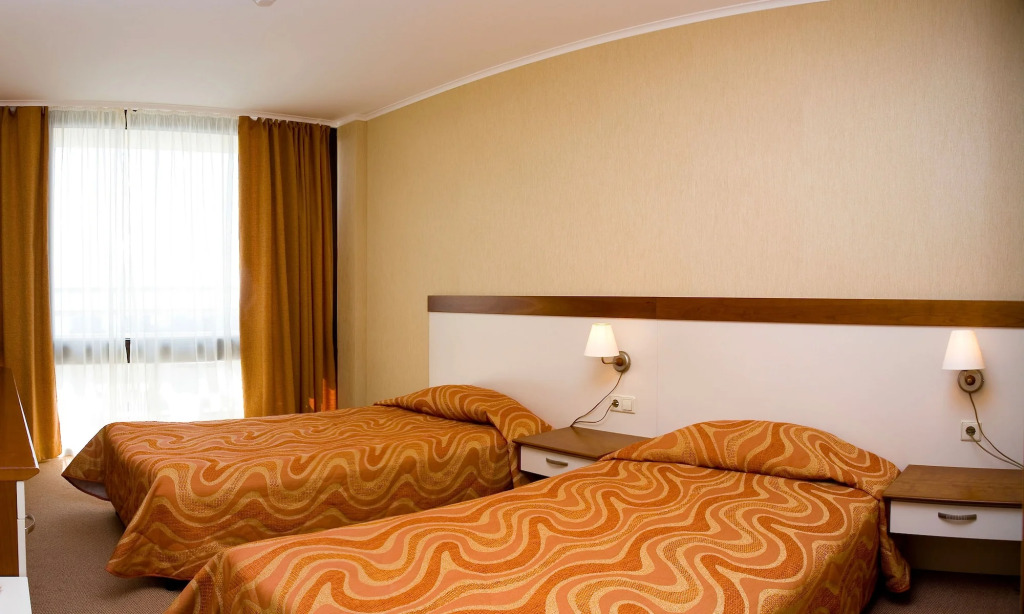 Hotel Dobrudja - Photo 2