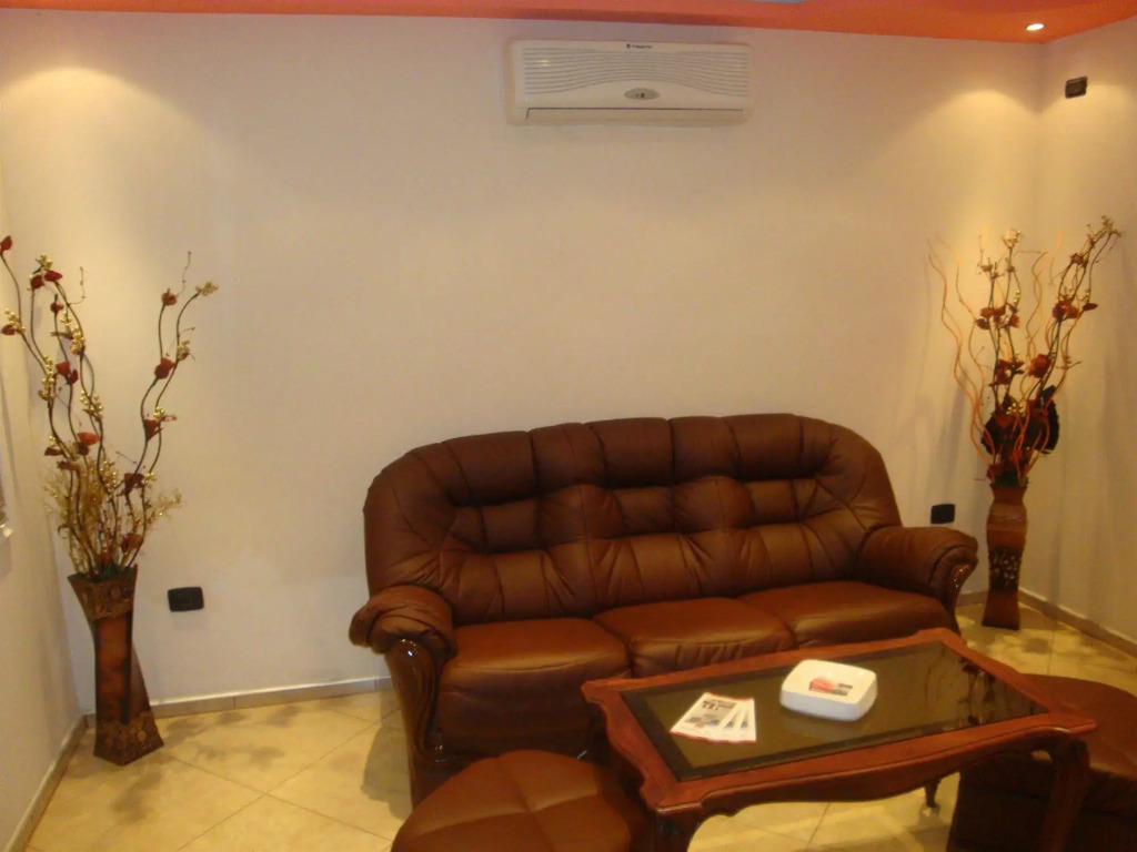 Hotel Niagara - Photo 2