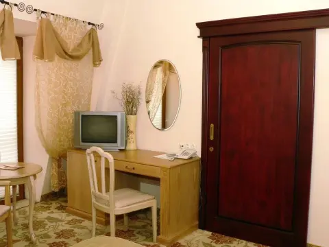 Hotel Odyssey - Photo 2