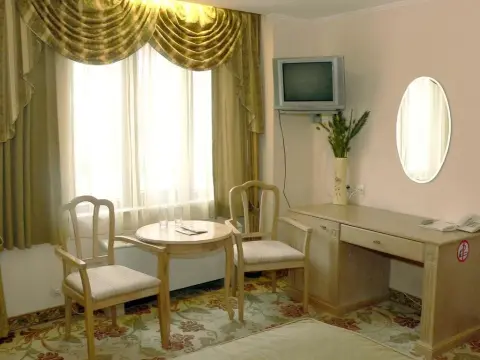 Hotel Odyssey - Photo 3