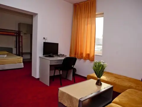 Serdika - Photo 3