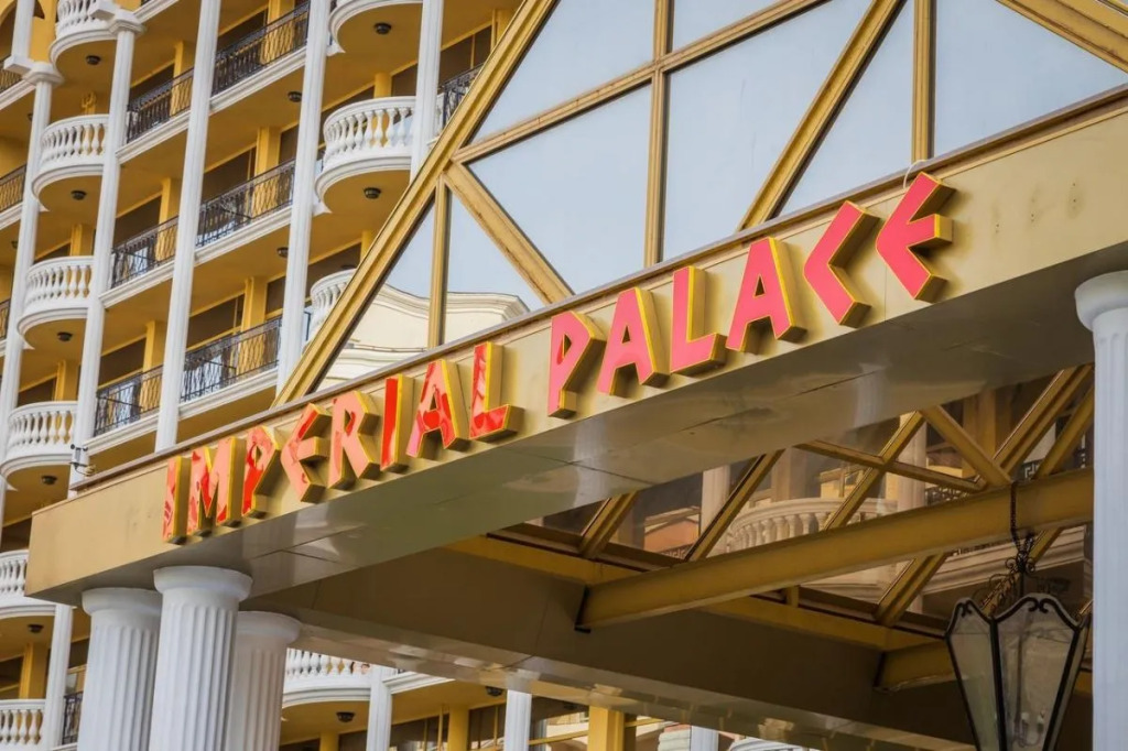 IMPERIAL PALACE (ex.VICTORIA PALACE HOTEL)