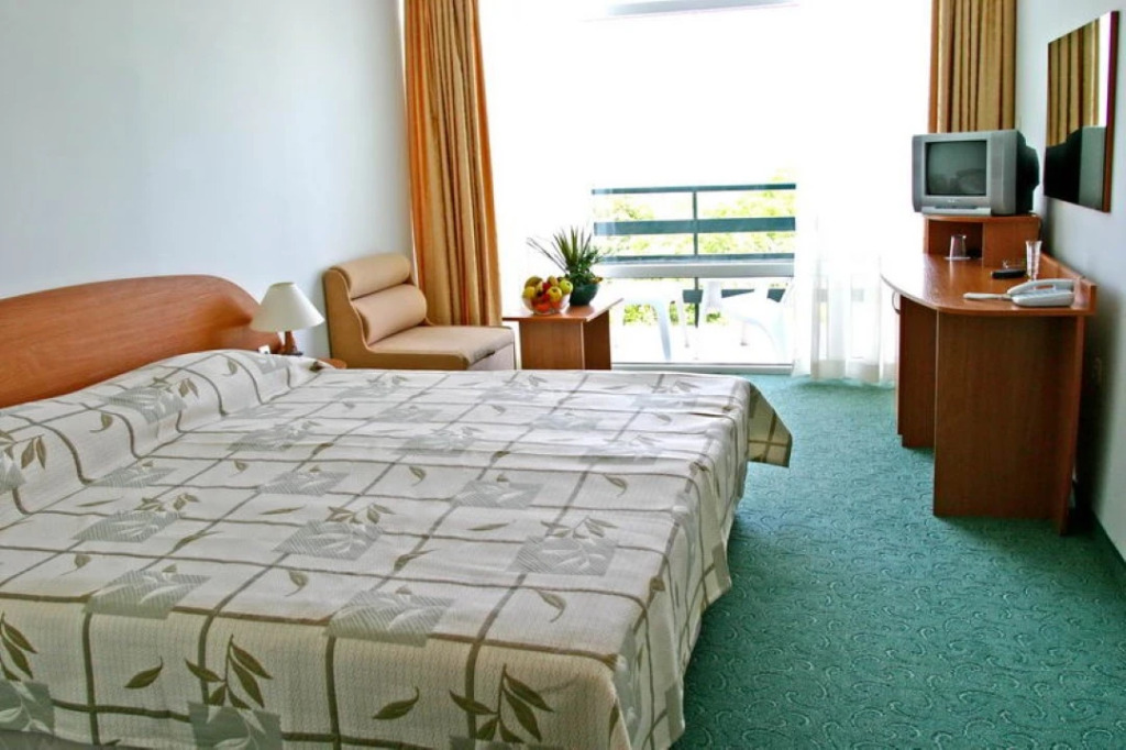 Kini Park Hotel All Inclusive - Photo 3