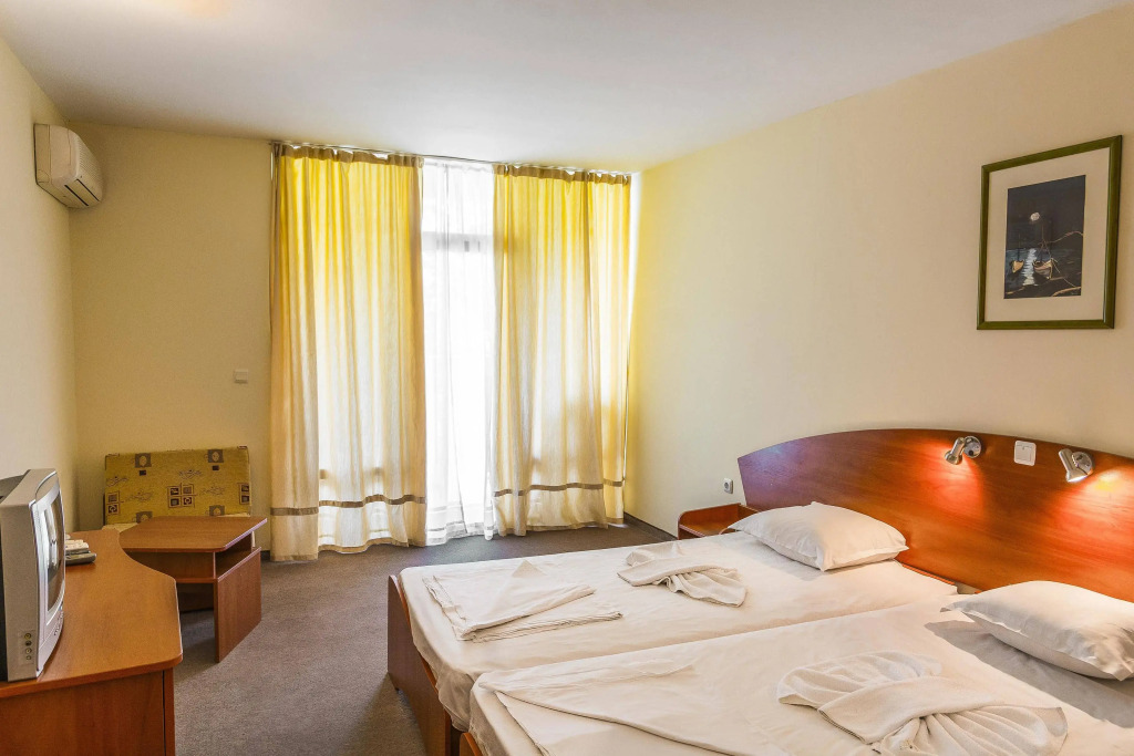 MPM Royal Central Hotel - Photo 3