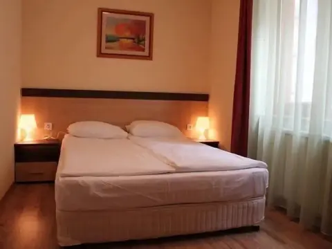 Nevada Aparthotel - Photo 4