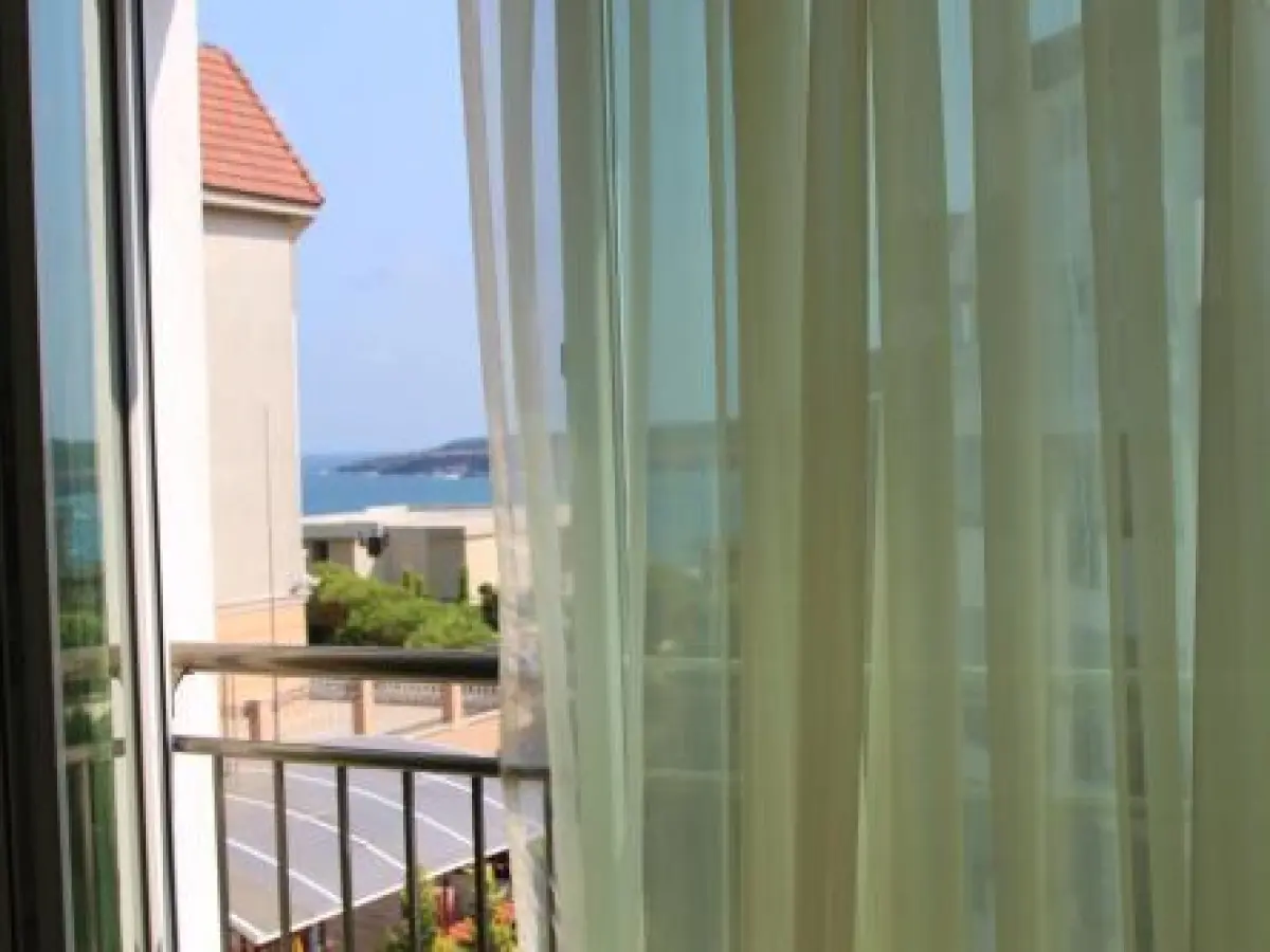 Sea Life Apartments Sinemorets