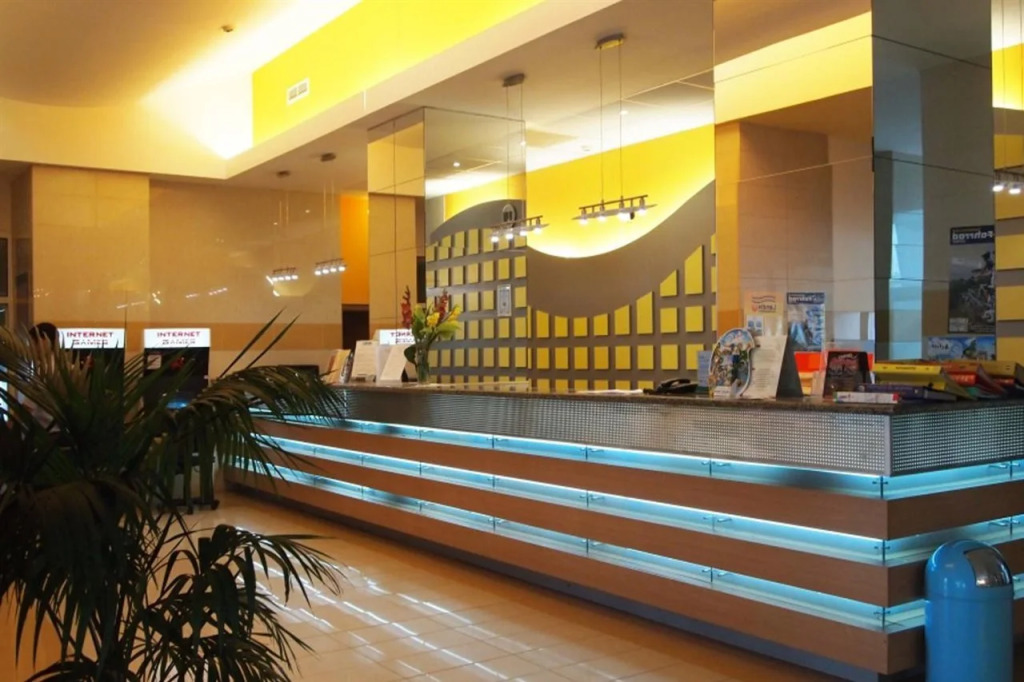 TRAKIA PLAZA APARTMENTS