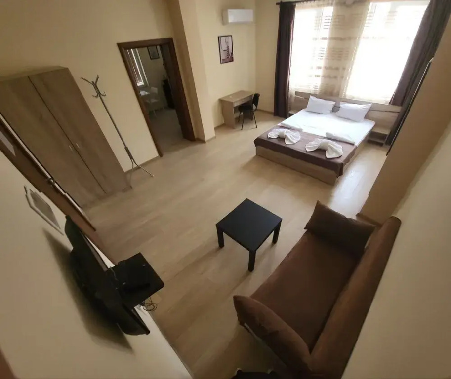 Twain Apart & Rooms - Photo 3