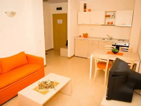 VM Apartments Royal Sun - Photo 3