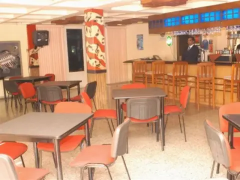 Aparthotel Las Brisas - Photo 1