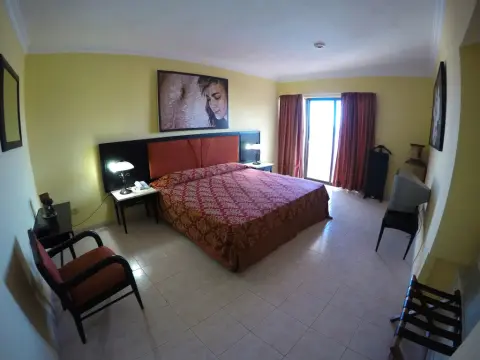 Chateau Miramar - Photo 3