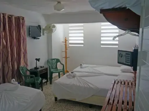 Hostal Maritza y Titi - Foto 4