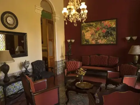 Hostal Marques de Liz - Photo 2