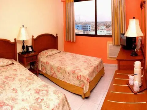 Hotel Saint John's - Photo 1