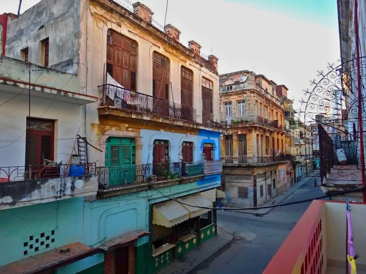 Sierra-Barroso's Colonial House