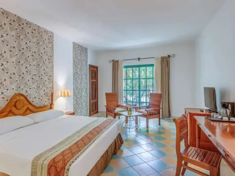 Sol Turquesa Beach - Photo 4