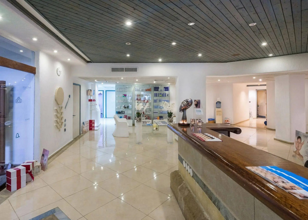 Coral Beach Hotel and Resort
