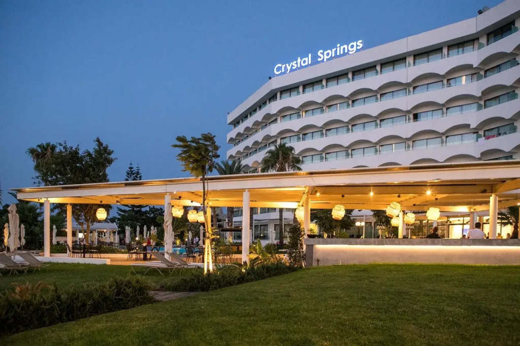 Crystal Springs Beach Hotel