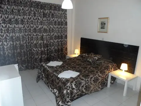 Geotanya Hotel Apartments - Photo 3