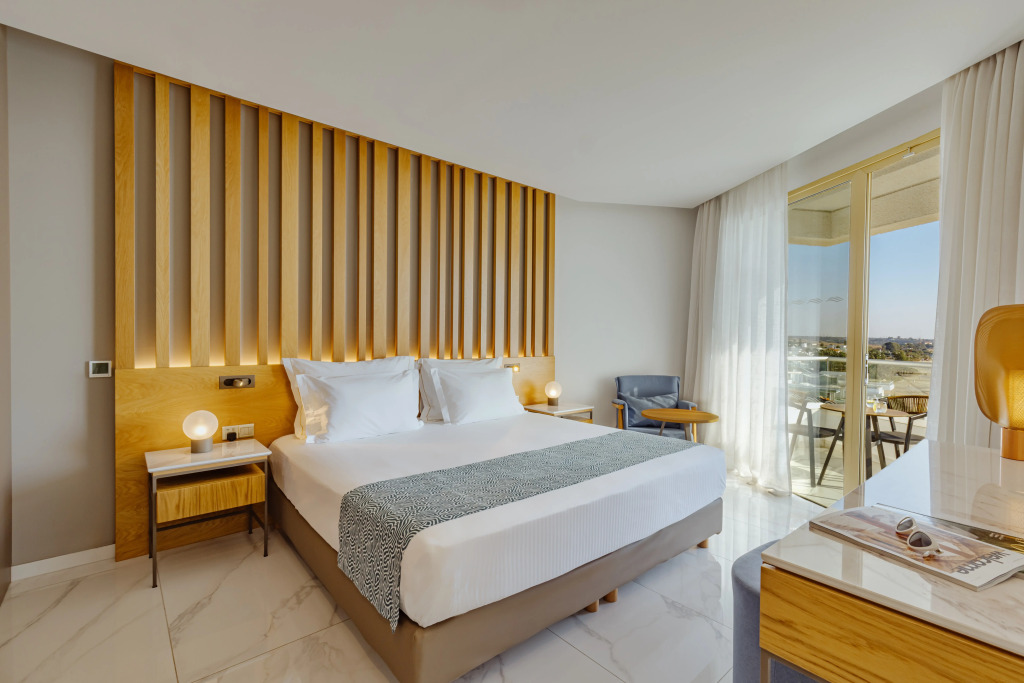 Golden Bay Beach Hotel - Foto 3