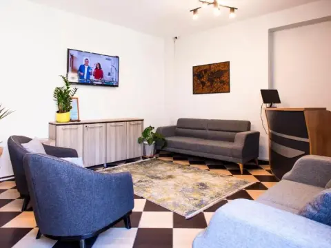 Homelike Guest house - Photo 2