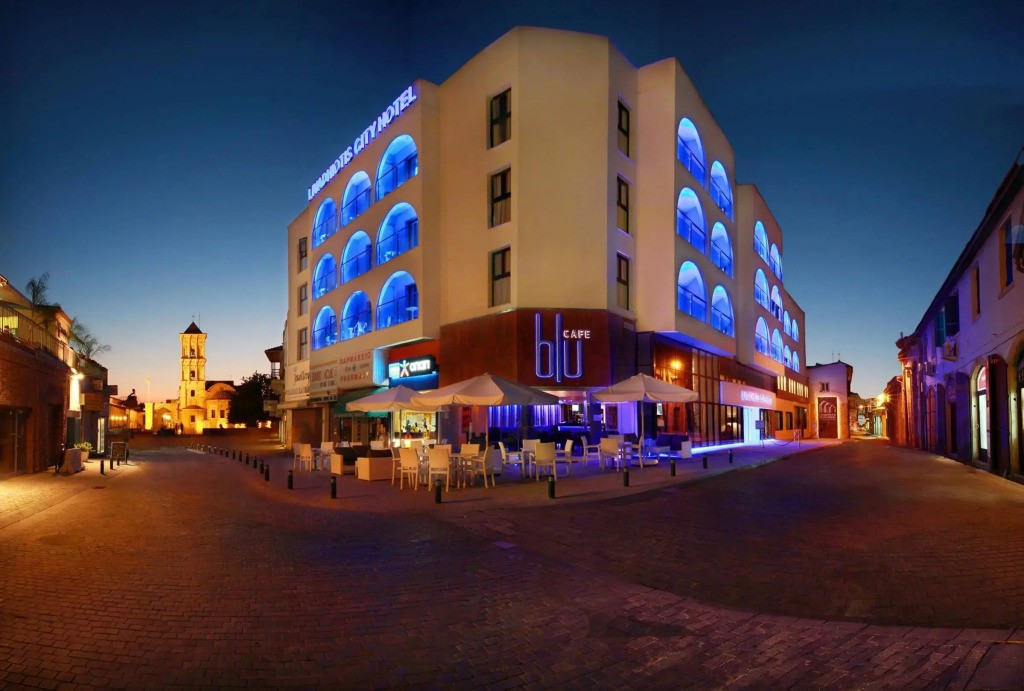 LIVADHIOTIS CITY HOTEL