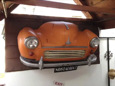 Nostalgia Court - Photo 1