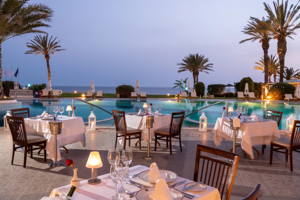 Constantinou Bros Athena Beach Hotel - Foto 4