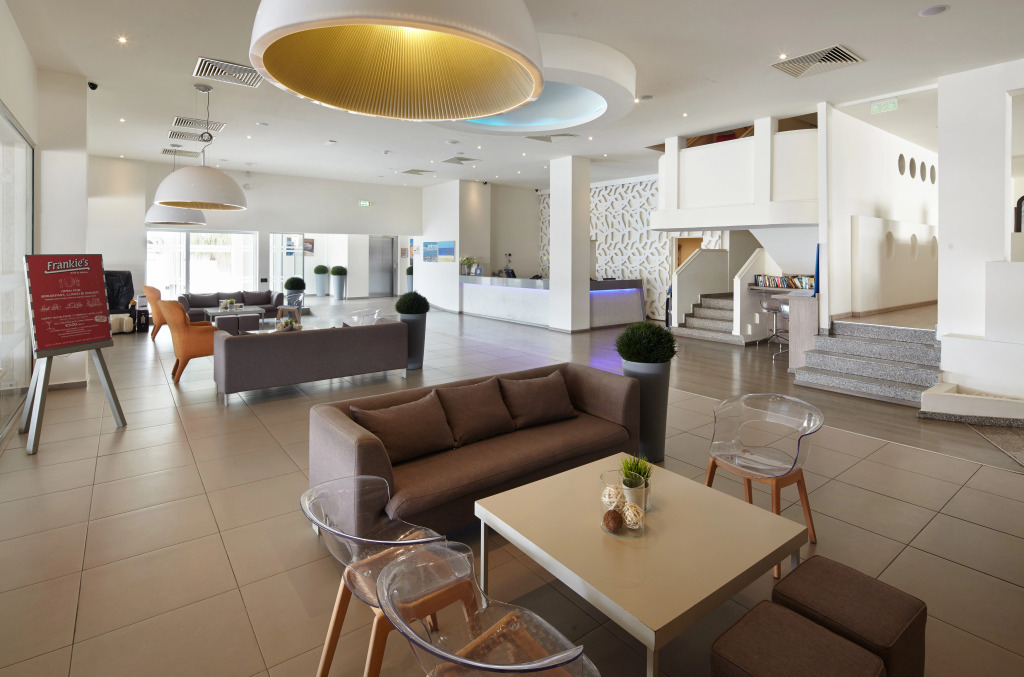Melpo Antia Hotel & Suites - Foto 2